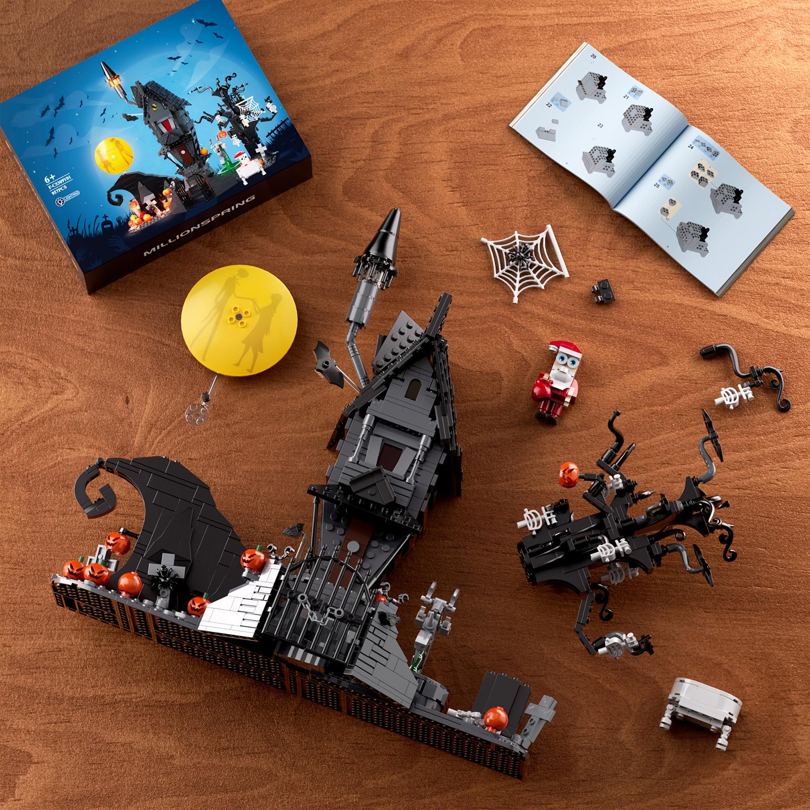 957pcs Architecture Christmas Scary House Model Building Blocks Playsets Building Blocks Toys, Christmas Halloween Beautiful Room Decorations Best Holiday Gift For Friends Christmas Halloween Gift