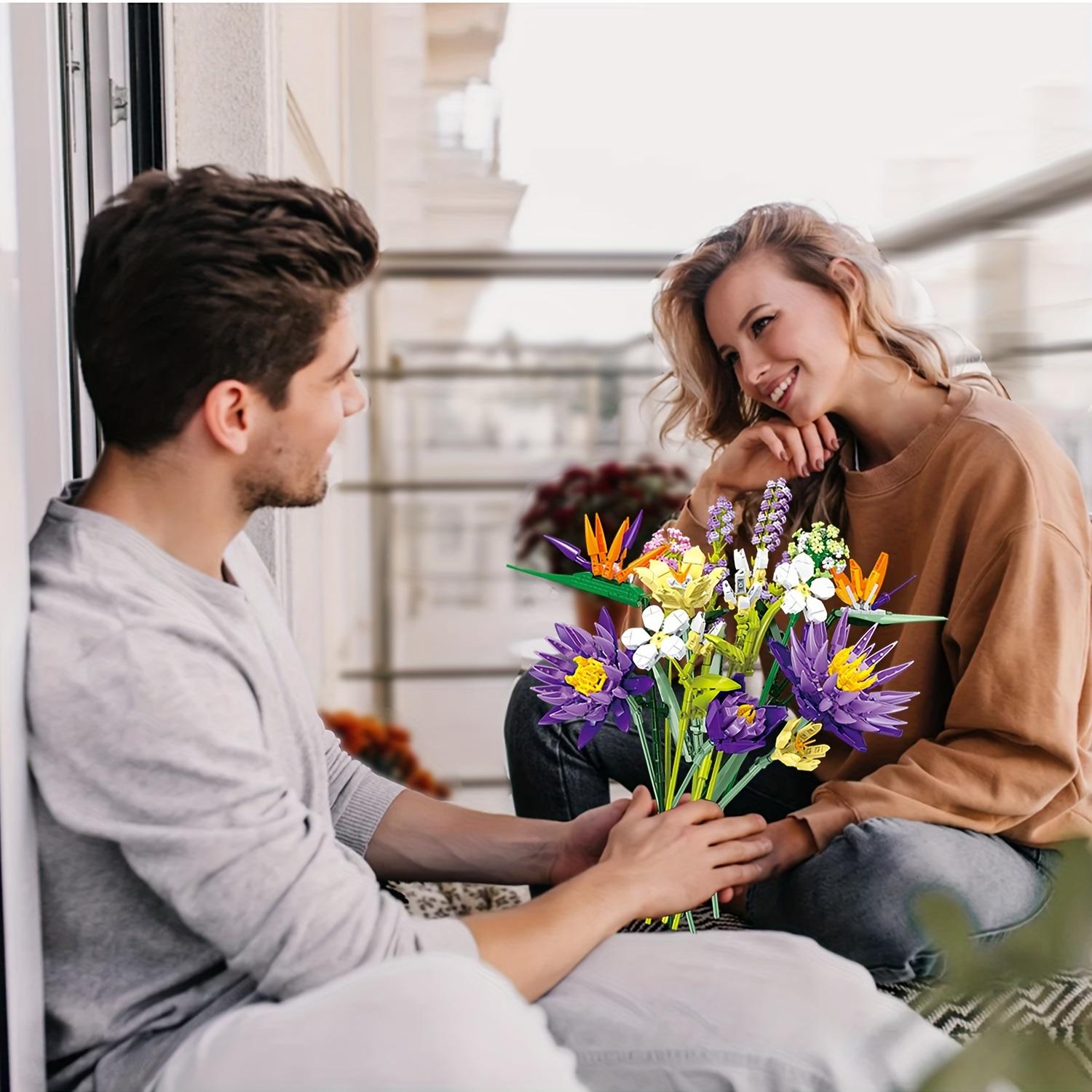 Purple Flower Bouquet Building Sets For Adult, 13 Flowers (891pcs), Unique Home Decor Gifts For Mother's Day, Botanical Collection With Fancy Box, Building Blocks Toy For Girls Ages 8+